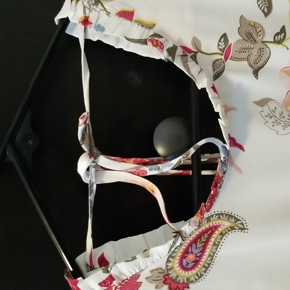 Floral blouse - Picture 4 of 7